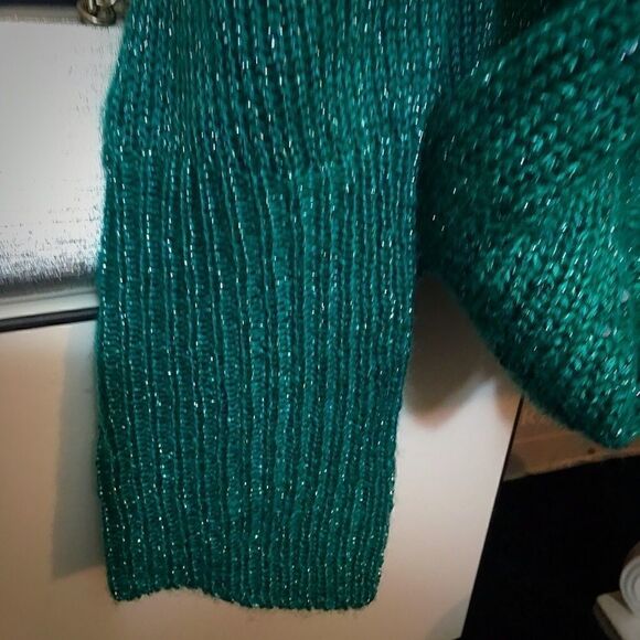 New with tags! Calvin Klein Sweater with Scarf! $100 - Picture 3 of 6